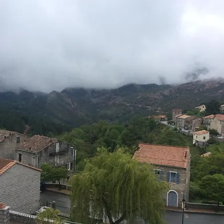 Ξενοδοχείο Restaurant De La Poste 2*