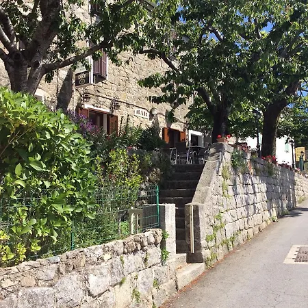 Ξενοδοχείο Restaurant De La Poste Aullene