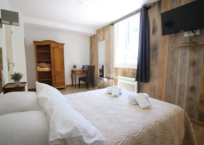 Hotel Restaurant De La Poste Aullene