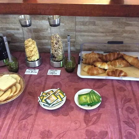 Hotel Restaurant De La Poste Aullene