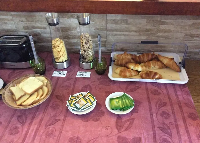 מלון Restaurant De La Poste Aullene