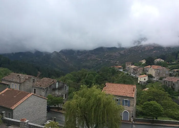 מלון Restaurant De La Poste 2*