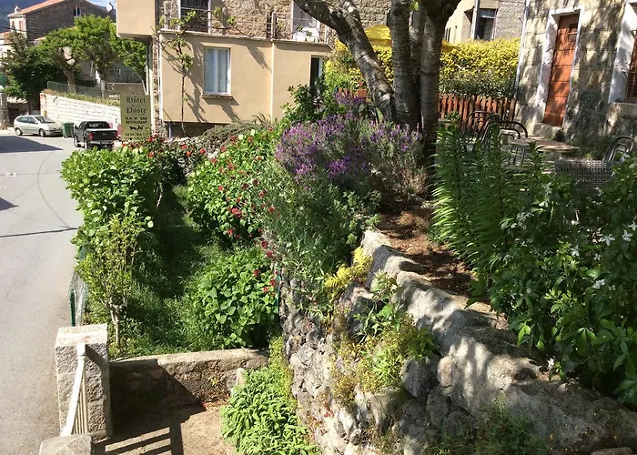 Restaurant De La Poste מלון 2*